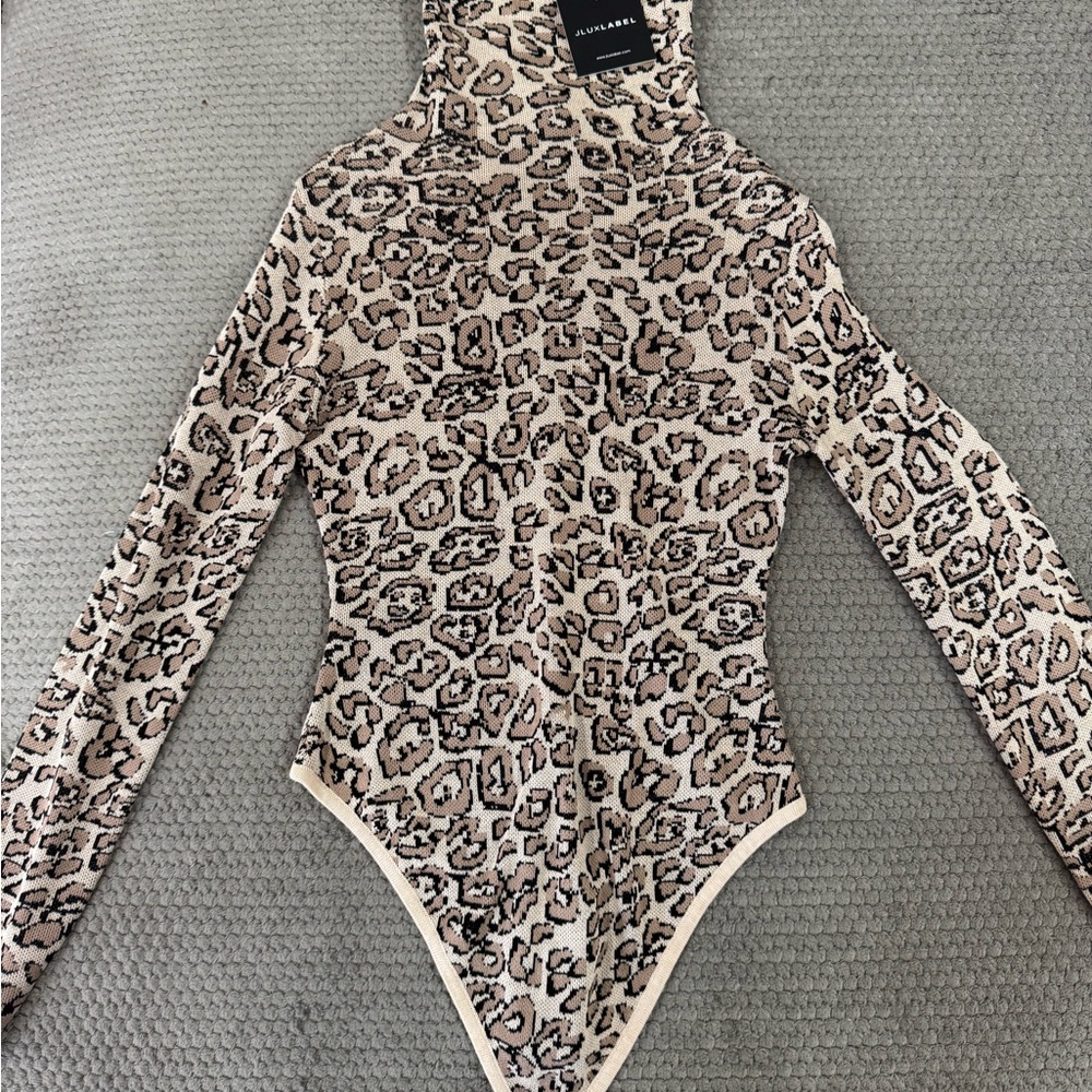 Leopard Print Bodysuit